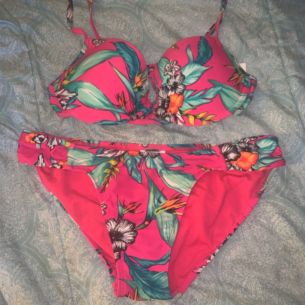 2 piece bathing suit